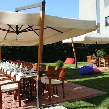 Bh Conference & Airport 5*