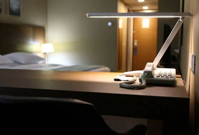 ホテル Bh カンファレンス&エアポート