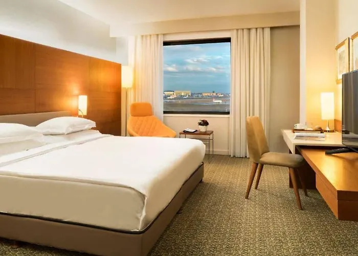 Bh カンファレンス&エアポート ホテル 5*